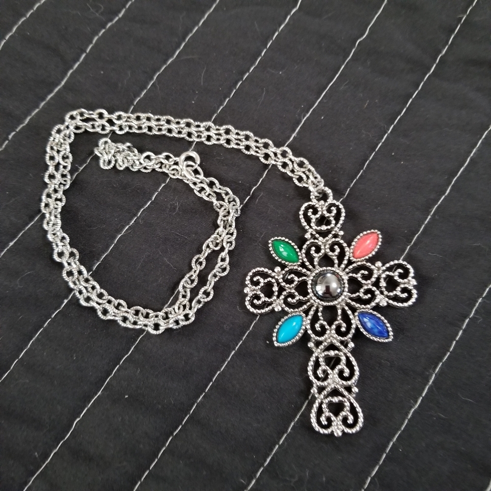 Vintage 1972 Avon Large Romanesque Cabochon Cross  Silver Tone Chain Necklace